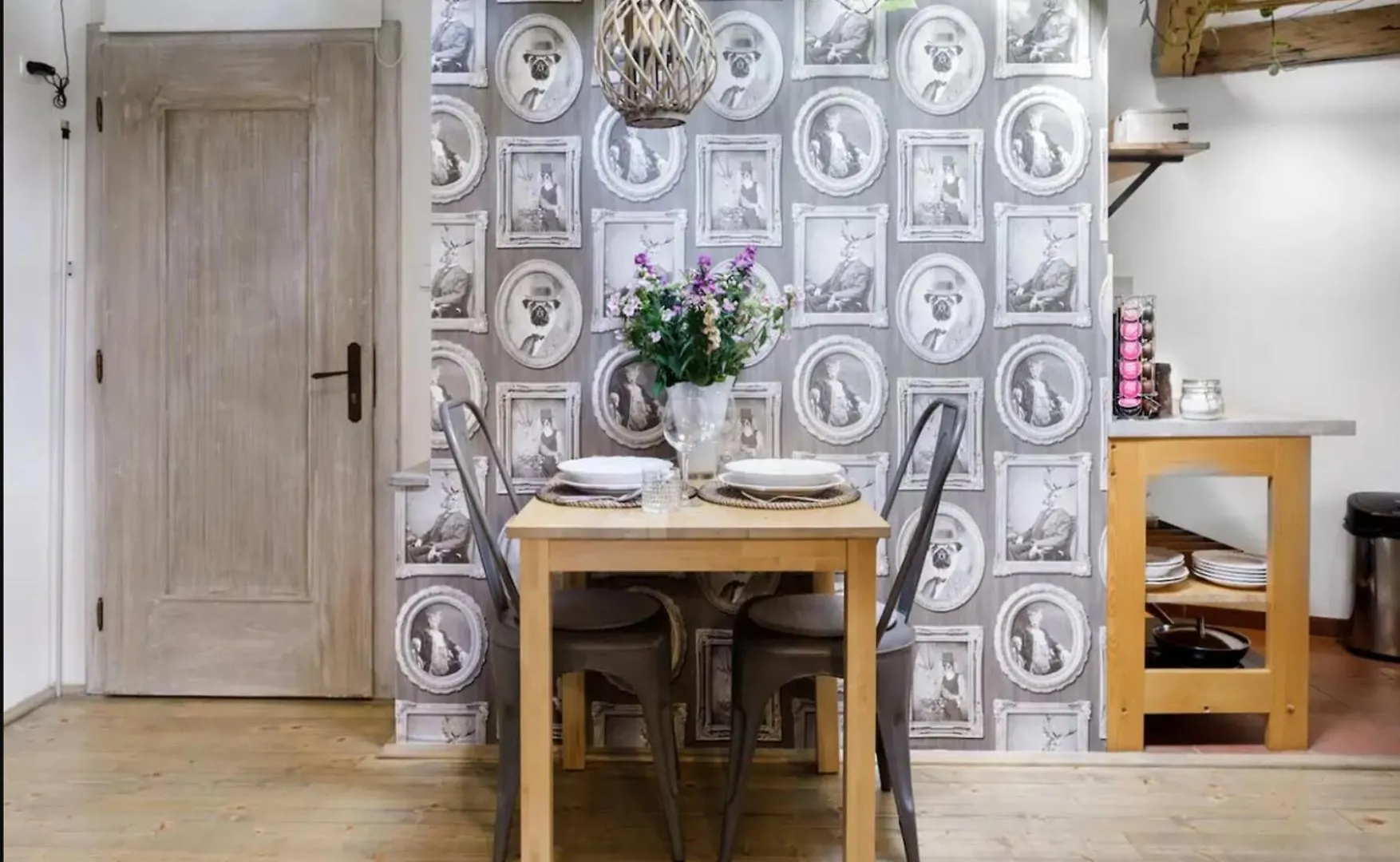 Romantic Bohemian Studio In Old Town Prague 0*,